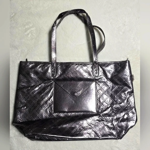 Bath & Body Works Bag Tote Silver Chrome Shoulder Handbag Purse Quilted Look - Picture 3 of 10